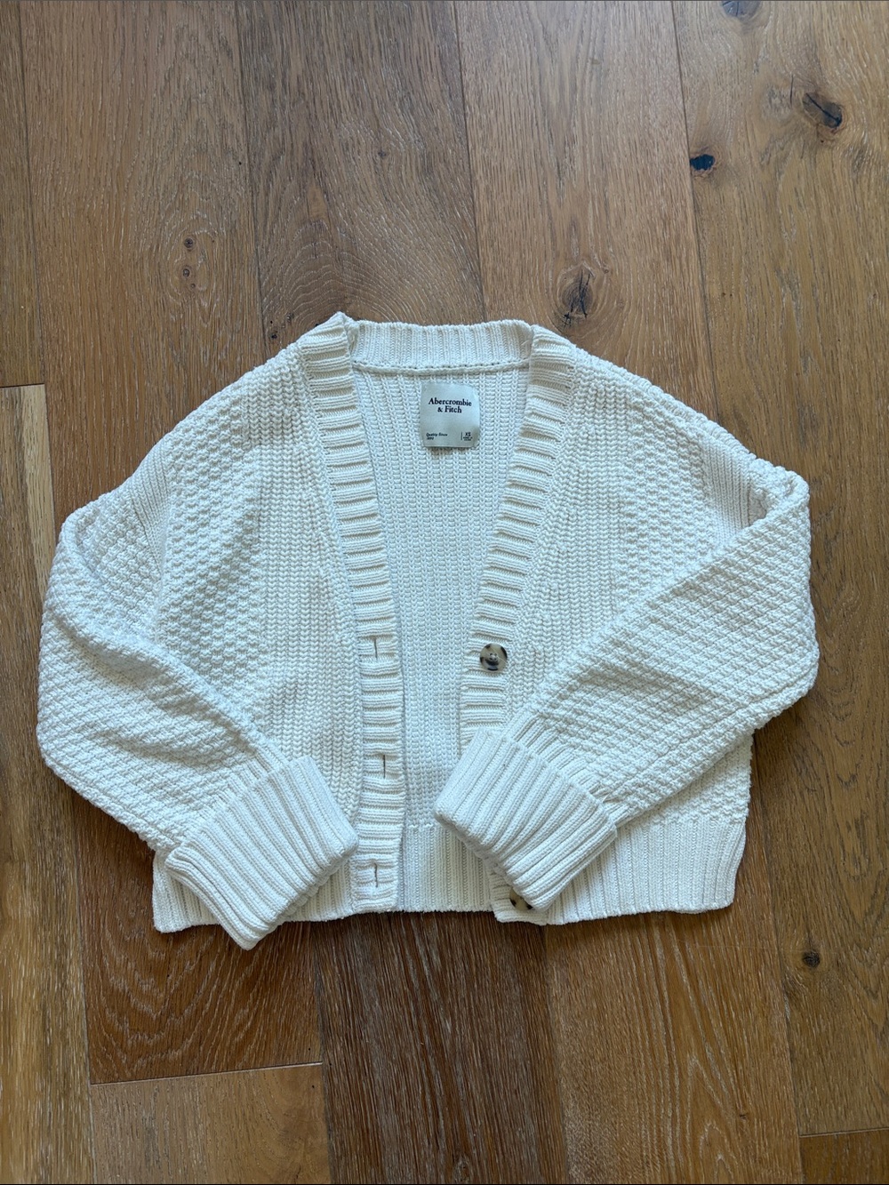 Abercrombie & Fitch White Textured Cropped Cardigan